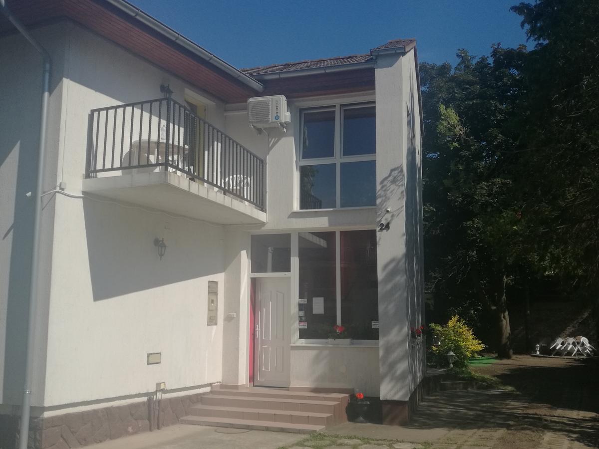 Ilona Apartmanhaz Siofok Dış mekan fotoğraf